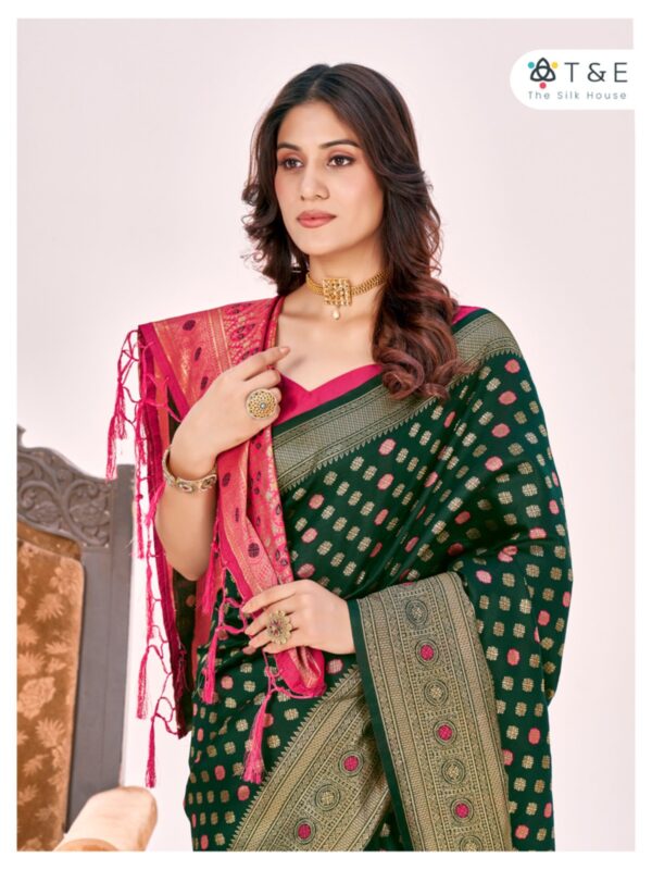 Aagman designer silk saree - Image 4