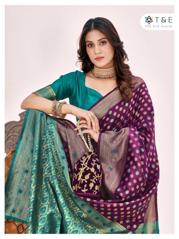 Aagman designer silk saree - Image 3